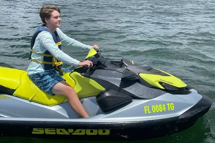 Jet Ski Miami : Experience the Ultimate Water Fun !