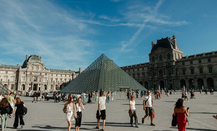 Image 3: Billet d'entrée au musée du Louvre de Paris avec heure d'entrée rés...