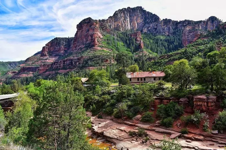Oak Creek Canyon Pavement Jeep Tour in Sedona