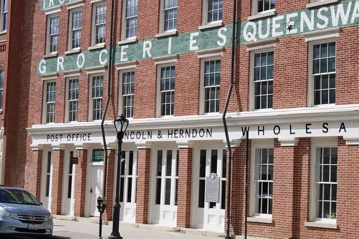 Land of Lincoln Smartphone Audio APP Self Guided Walking Tour