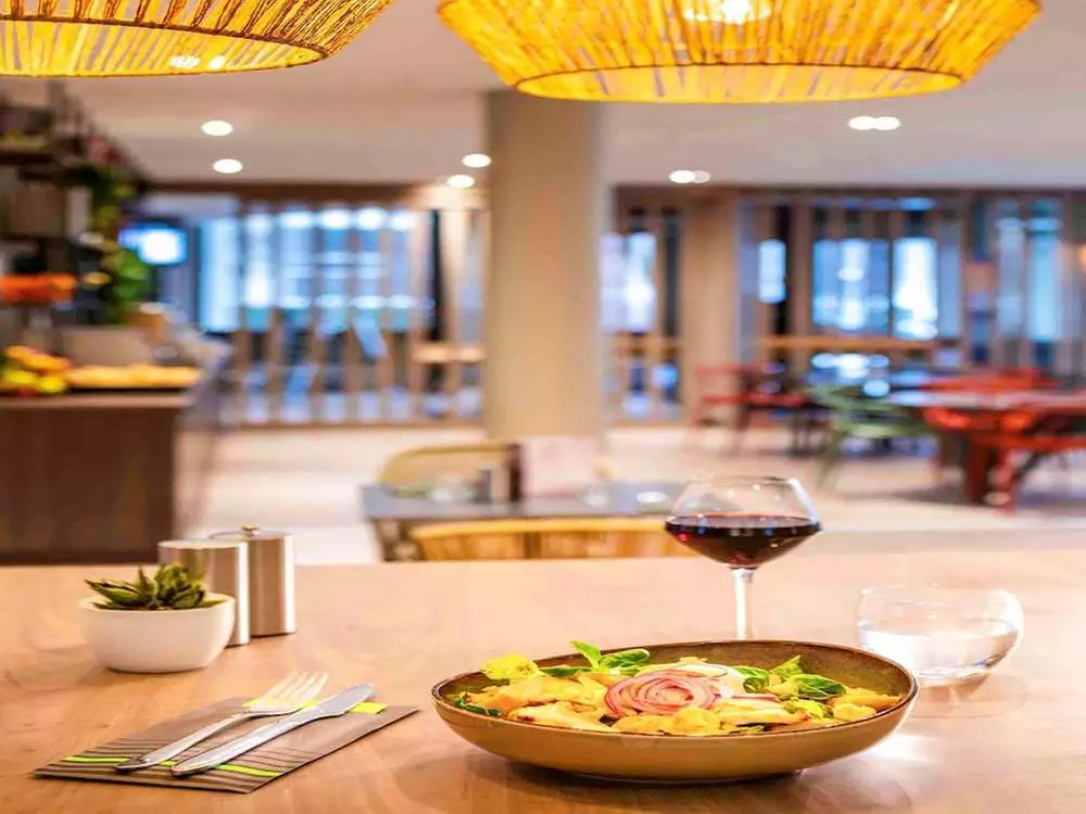 ✈ FRANKREICH | Paris - Ibis Paris Alesia Montparnasse 3*, 1 Nacht -...