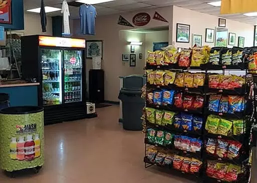 5% Cash Back at Short Stop Poboy