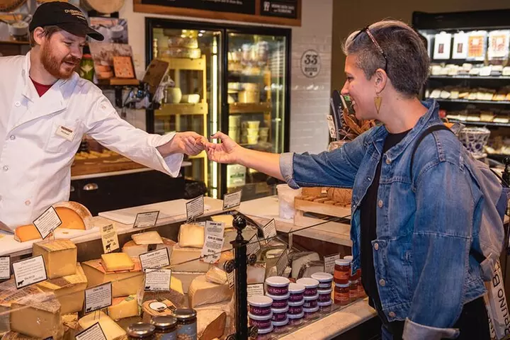 Philadelphia's Italian Market Food Tour