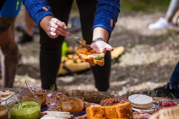 Margaret River Canoe Tour Including Australian Wild Food Lunch