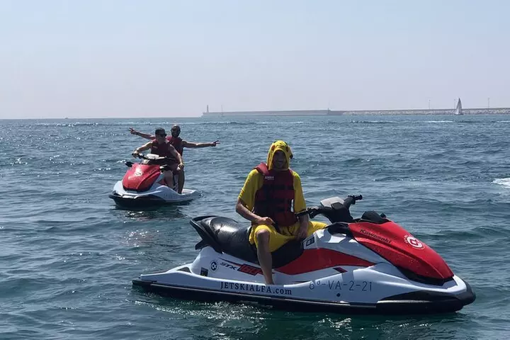 Jetski en Valencia por 30 minutos para 1 o 2 personas