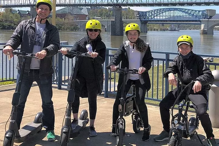 Scooter tour (a.k.a. "Little Vehicle") of Chattanooga in USA (1hr) - Second Medium