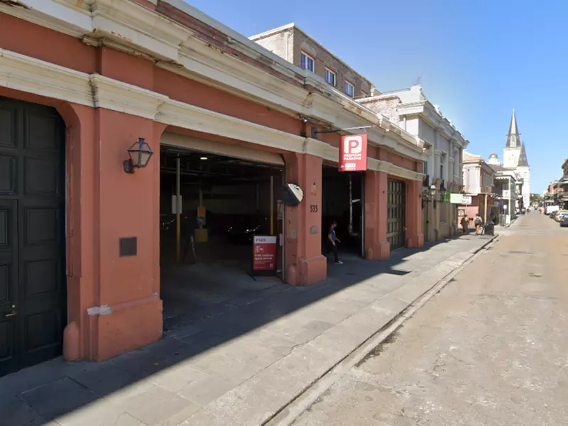 Parking at 535 Chartres St. Garage - P149