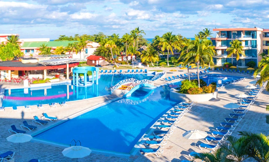 Image 1: ✈ CUBA | Varadero - Muthu Playa Varadero 4* - All-inclusive