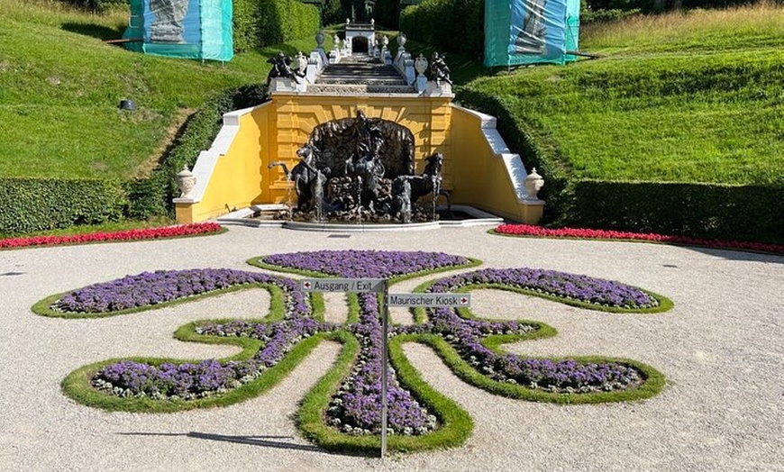 Image 10: Privatführung Neuschwanstein und Schloss Linderhof ab München