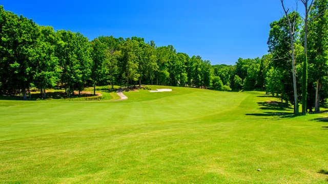 Online Booking - Round of Golf at Salem Glen Country Club