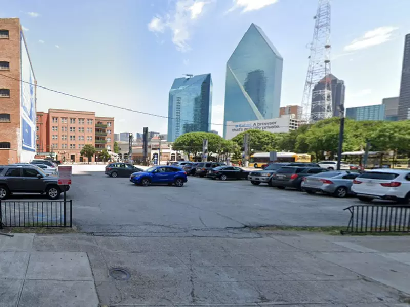 Parking at 813 Elm St. Lot