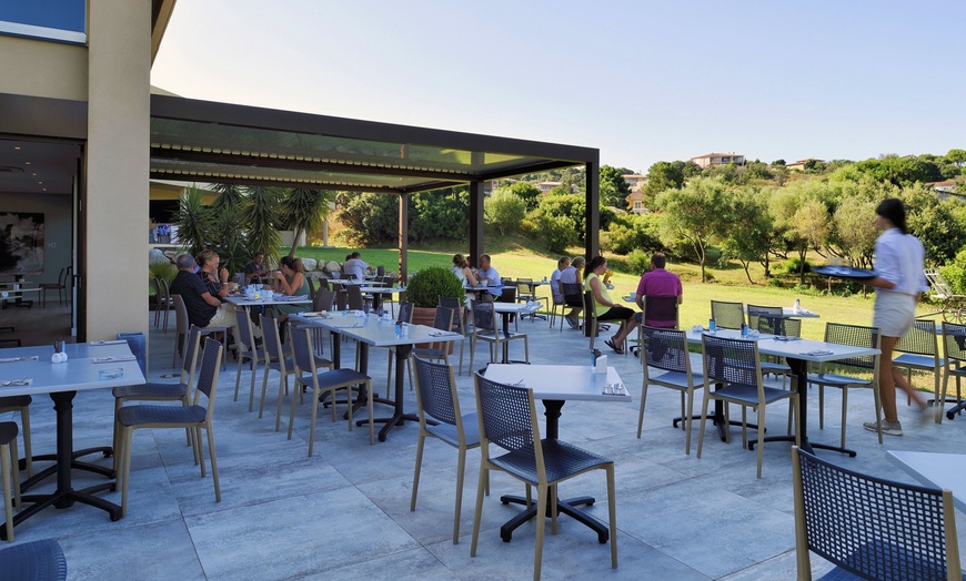 Image 9: ✈ CORSE | Propriano - Hôtel Bartaccia 4*, 2 nuit - Vue panoramique