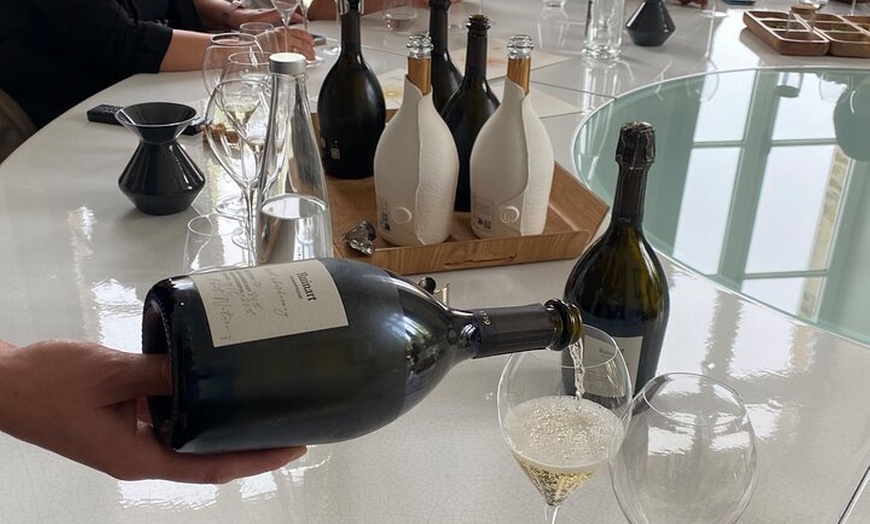 Image 5: DeLuxe DOM PERIGNON Caves Ruinart Dégustations Déjeuner Michelin