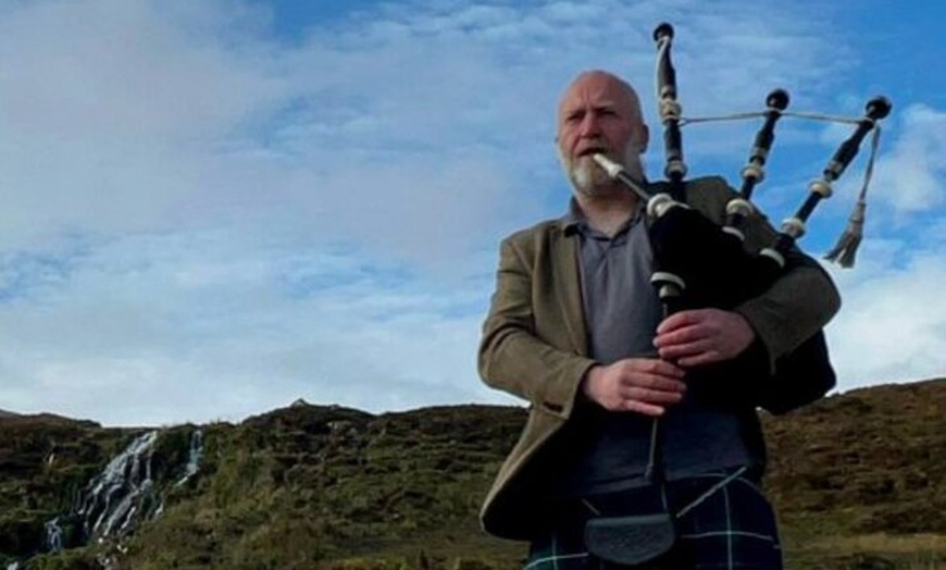 Image 2: loch ness, Culloden, Clava and Urquhart Castle from Inverness