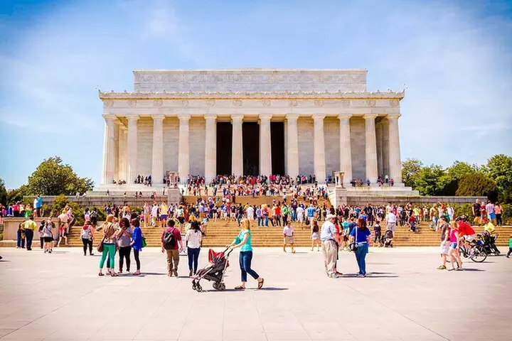 Private DC Day and Night Limousine Tours