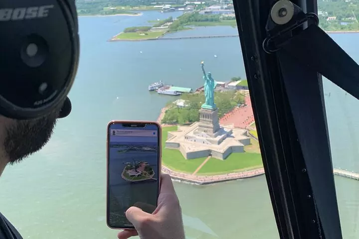 Statue of Liberty Helicopter Experience for Two - Primary Image