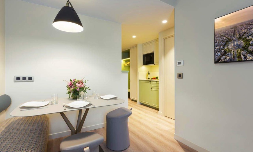 Image 33: ✈ ÎLE-DE-FRANCE | Parigi - Citadines Les Halles Paris 4*, 1 notte -...