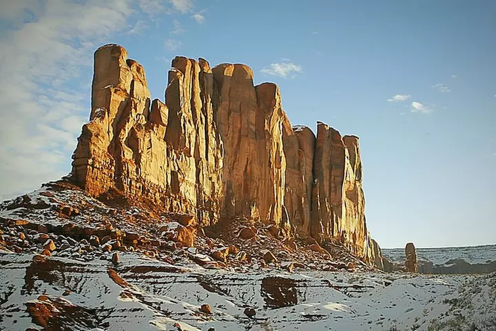 2.5 Hours of Monument Valley's Backcountry 4×4 Tour