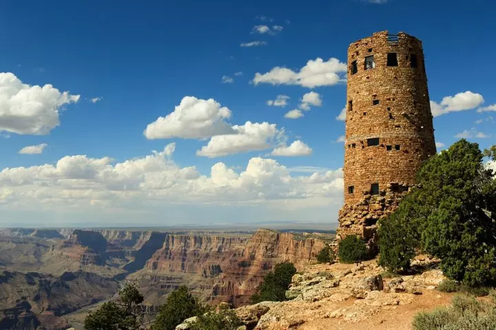 10+ Self-Guided Driving Tours from Las Vegas