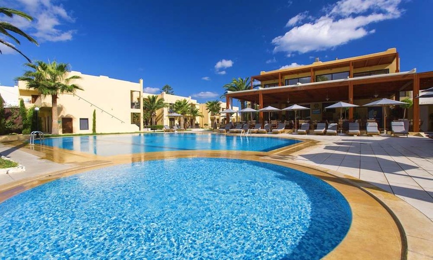 Image 61: ✈ CRETE | Rethymno - Atlantis Beach Hotel 5*