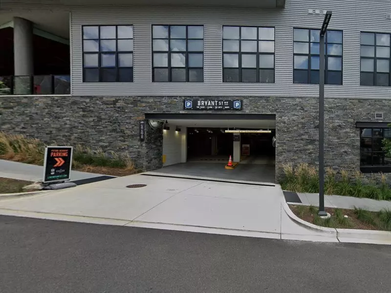 Parking at Bryant Street Garage - P2424