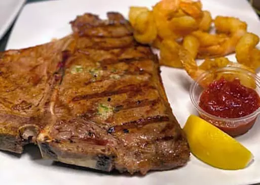 5% Cash Back at Vaqueros Grill