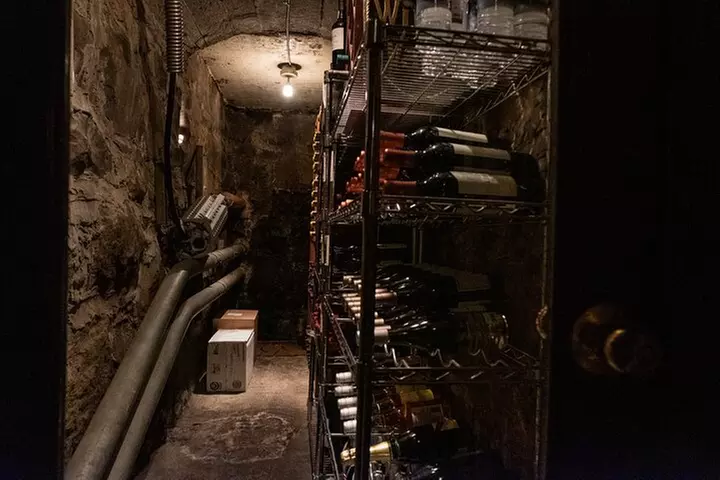 Portland Ghosts Boos and Booze Haunted Pub Crawl