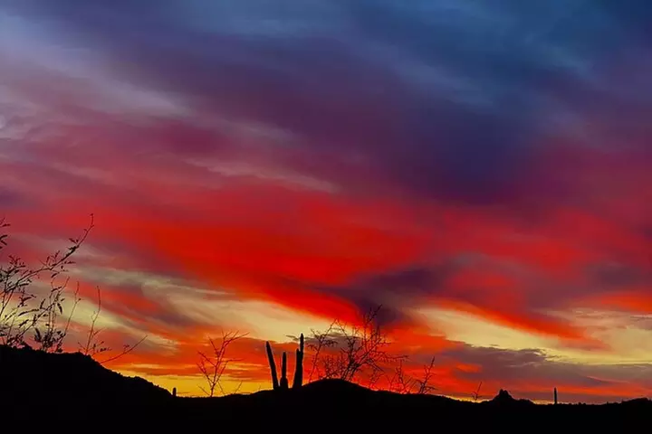 Stunning Sunset or Sunrise Guided Hiking Adventure in Phoenix