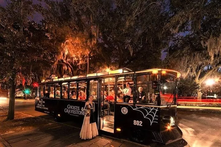 Savannah Ghosts & Gravestones Trolley Tour - Primary Image