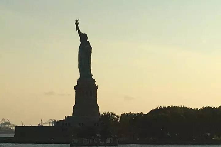 Statue of Liberty and Ellis Island 60 Minute sightseeing Cruise