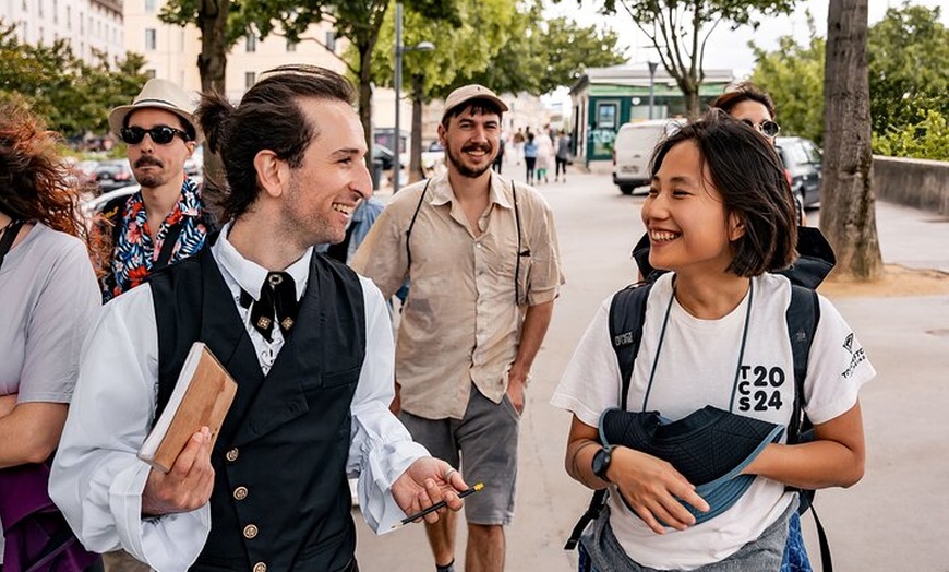Image 6: Lyon sous la révolution avec une visite guidée amusante dirigée par...