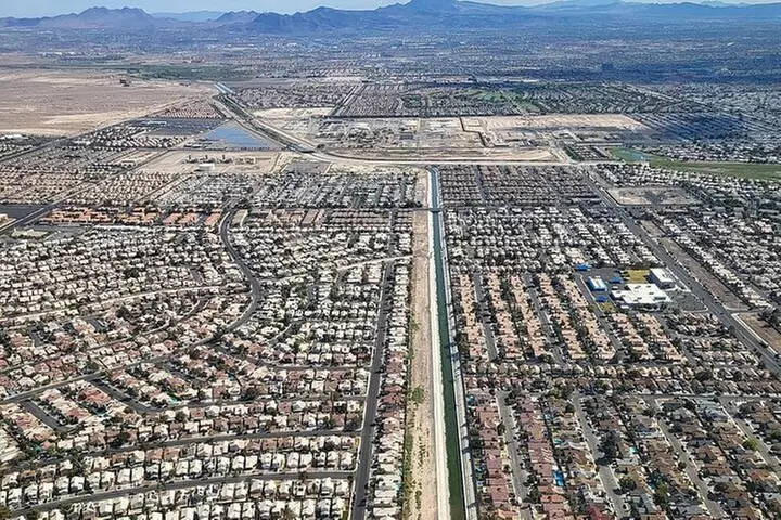 Grand Canyon Helicopter Tour with Hoover Dam & Champagne Toast