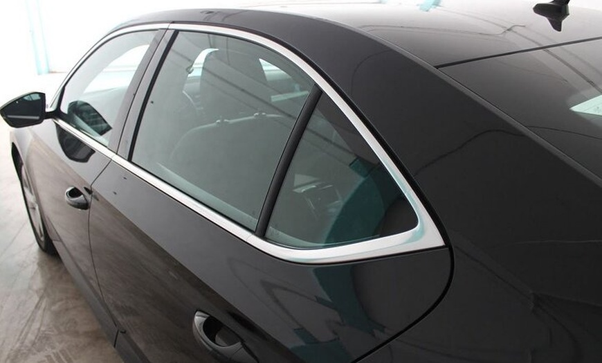 Image 3: Transfer Alicante Aeropuerto - Playa de San Juan en Coche privado