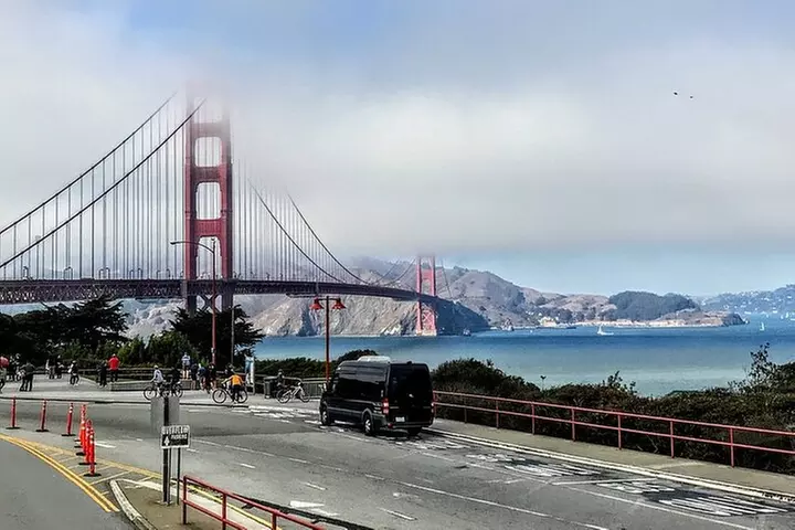 Express San Francisco Layover Tour w Airport Pickup and Dropoff