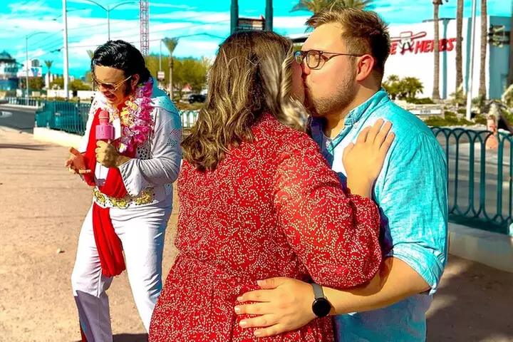 Get Married: Elvis Wedding + Las Vegas Sign + Photography