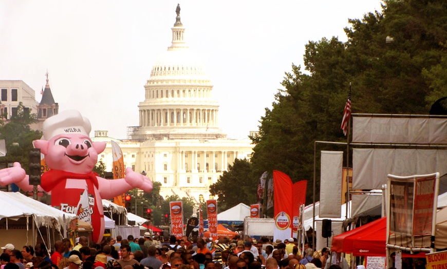 Giant Barbecue Battle - Giant Barbecue Battle | Groupon