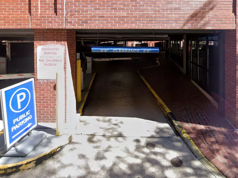 Parking at Farnsworth Garage