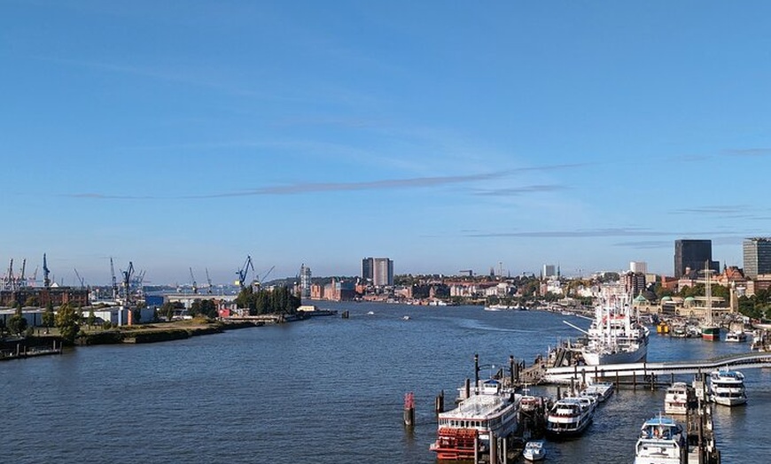 Image 9: Selbstgeführte Sightseeing Schnitzeljagd für Familien in Hamburg
