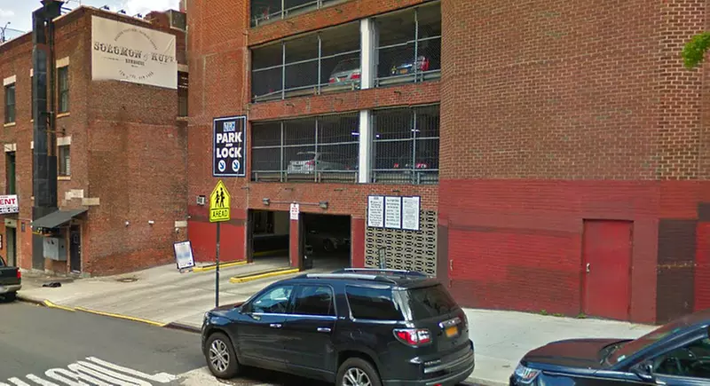 Parking at MPG Parking - Uptown LLC 2 Garage - Primary Image