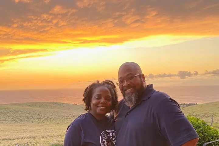 Enjoy Sunset with a Fine Cigar in Hawi