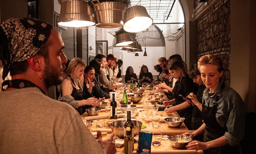 Image 8: Cucina di Mamma - Lezione di preparazione della pasta