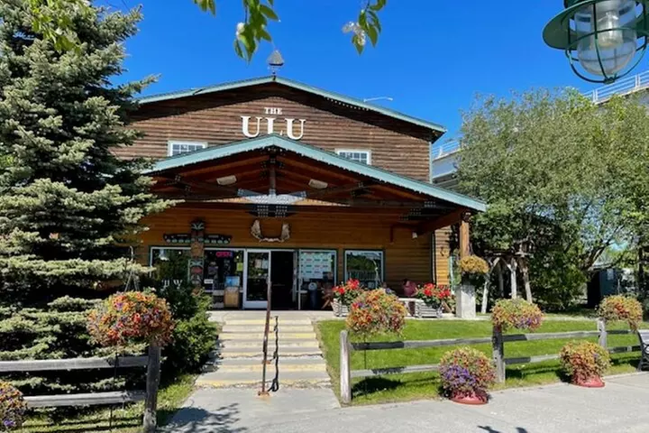 Anchorage City Tour, w/Choc Factory Samplings