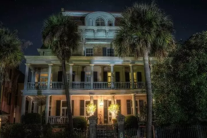 The Death and Depravity Ghost Tour in Charleston