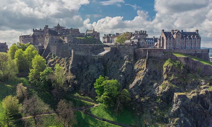 Image 1: Edinburgh Castle: Guided Walking Tour with Entry Ticket