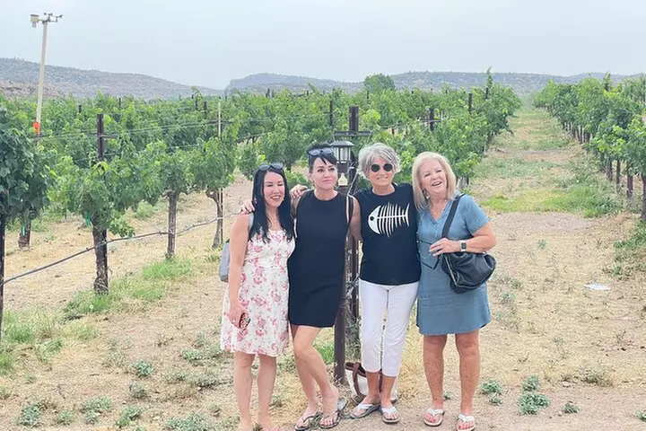 Private Wine Tour, Voted best in town, Tastings Included!