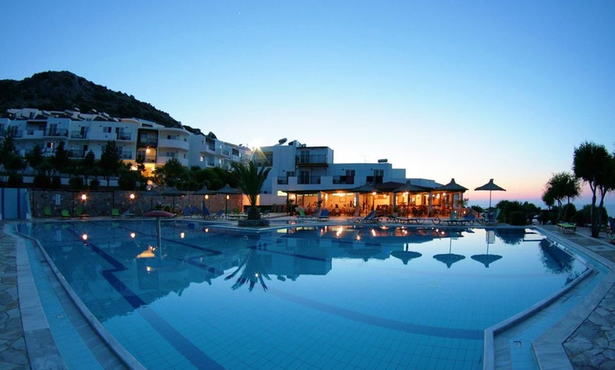 Image 10: ✈ CRETE | Hersonissos - Semiramis Village 4* - Family friendly