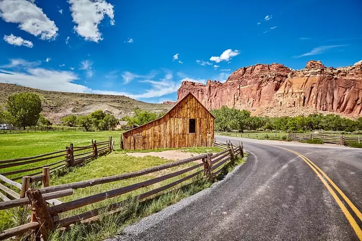 Capitol Reef National Park Self-Guided Driving Audio Tour
