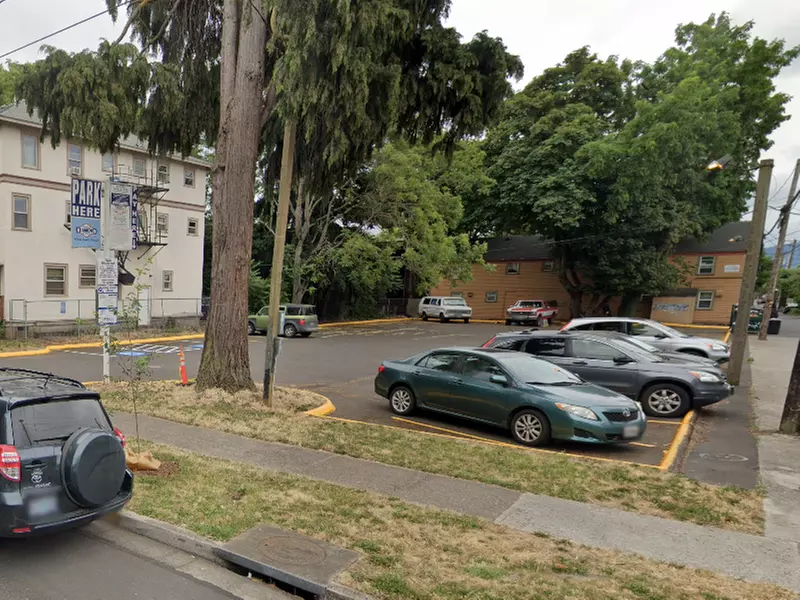 Parking at [E707] Office Lot