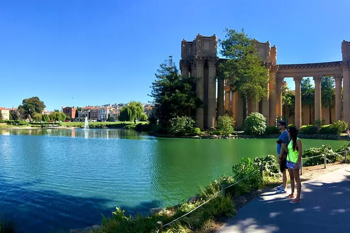 Guided E-Bike tour across SF to the Golden Gate Bridge and back