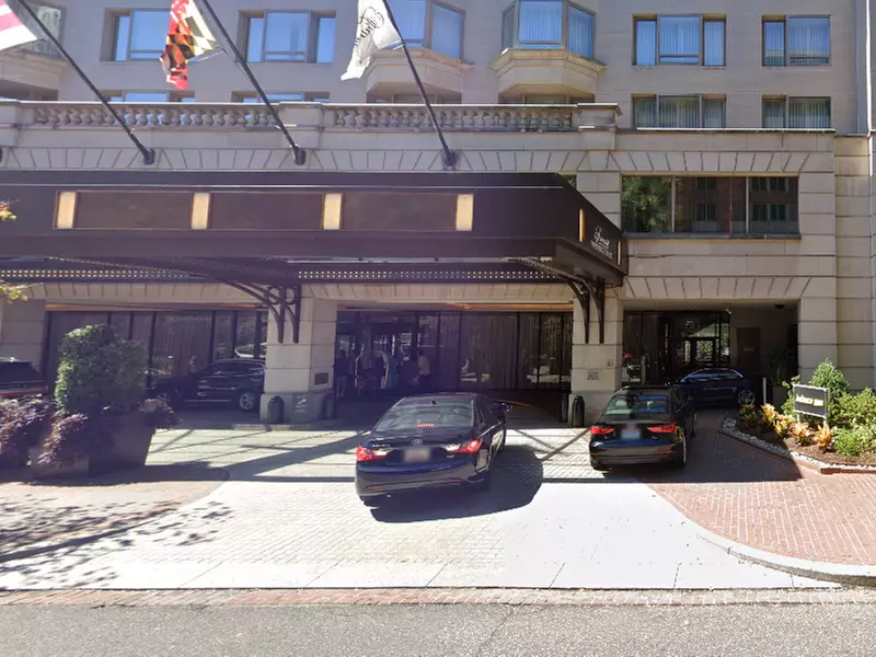 Parking at Fairmont Hotel Garage